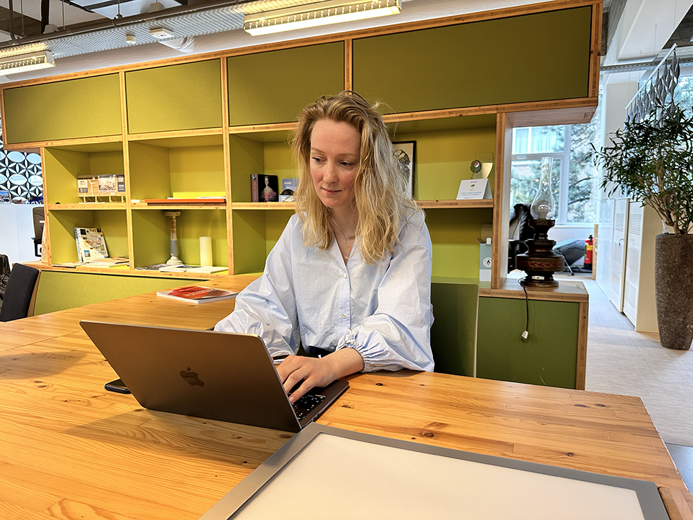 Lysanne aan het werk